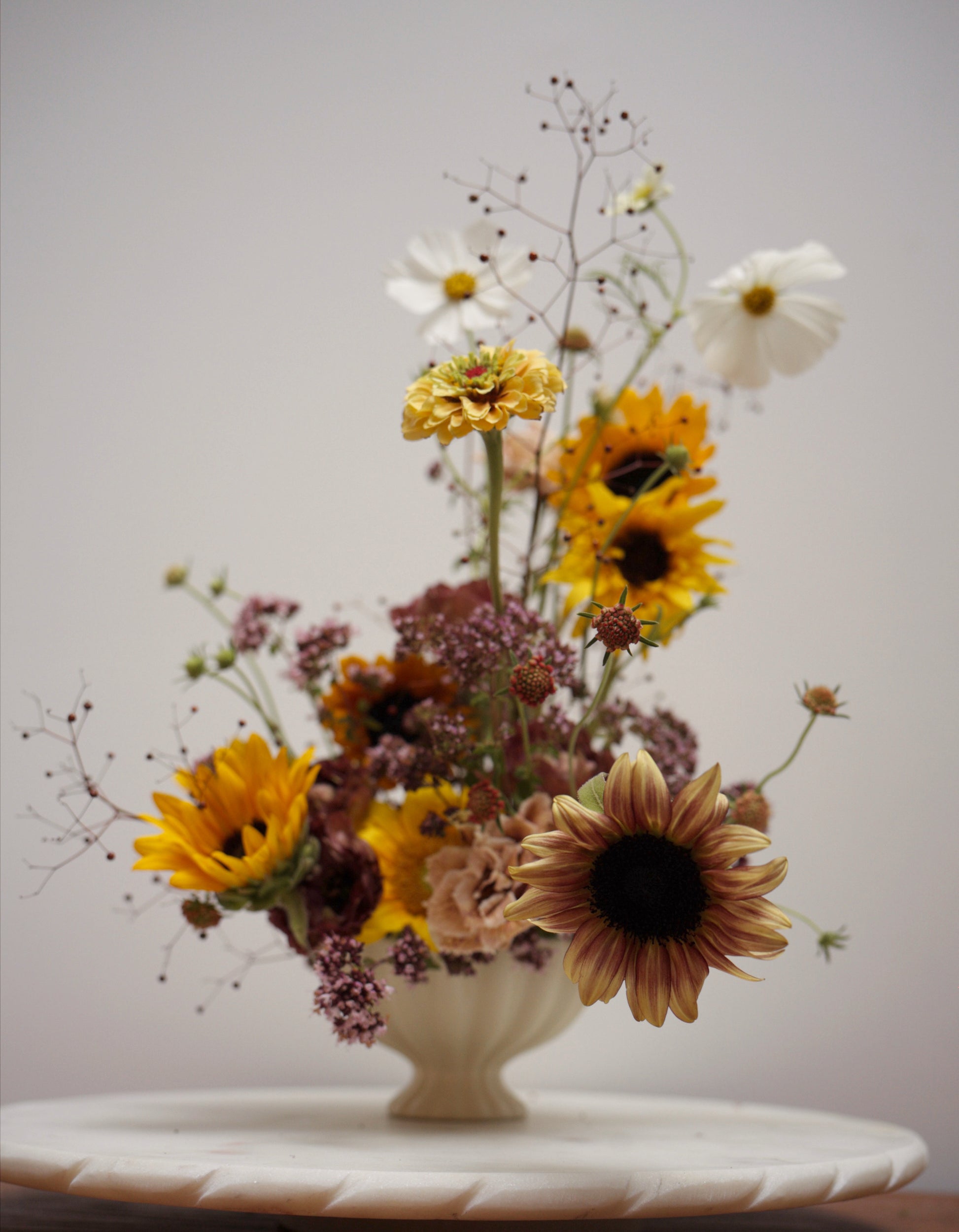 Ikebana_medium_yellow_white