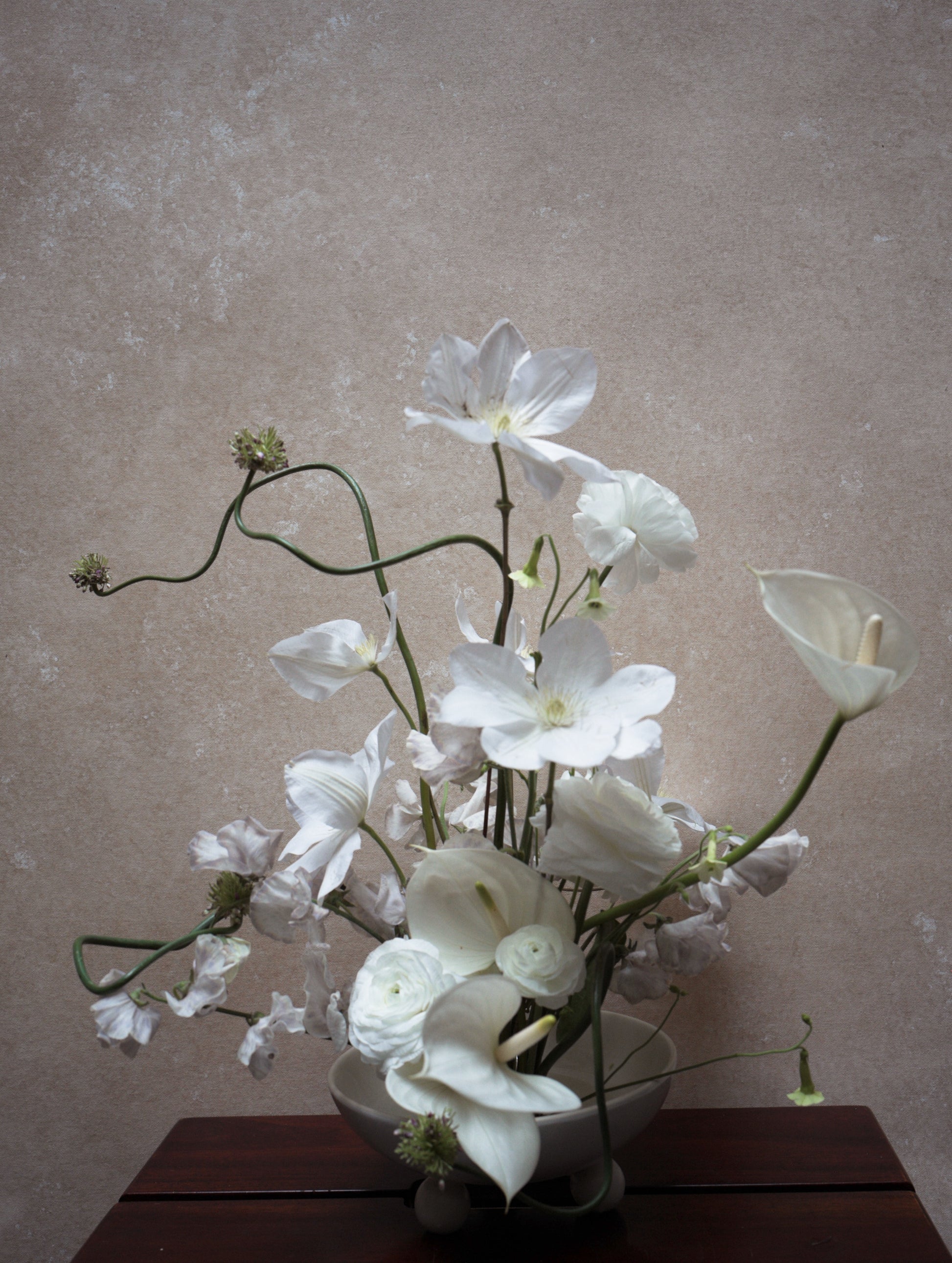 Ikebana_large_white