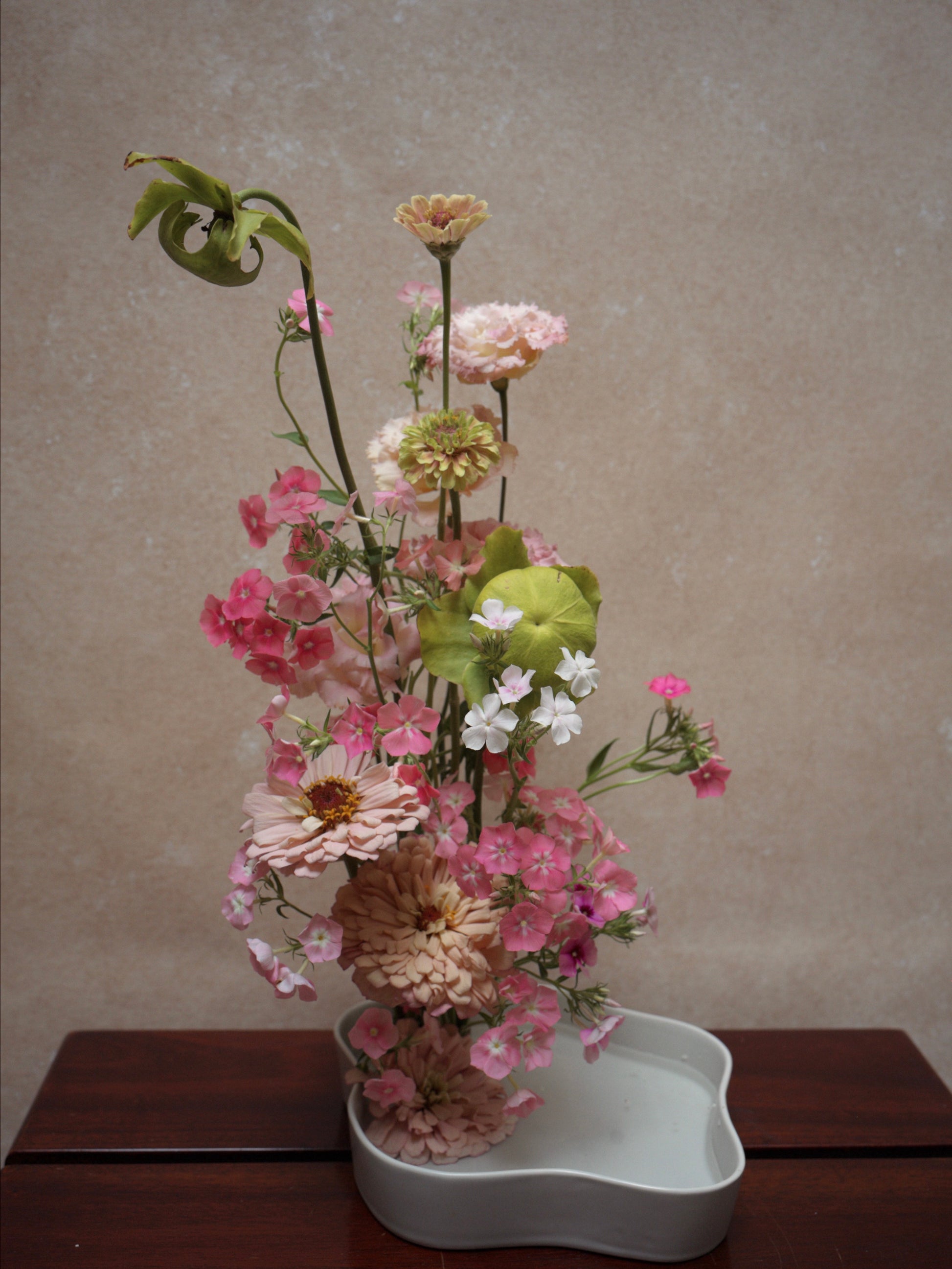 Ikebana_medium_pink_green